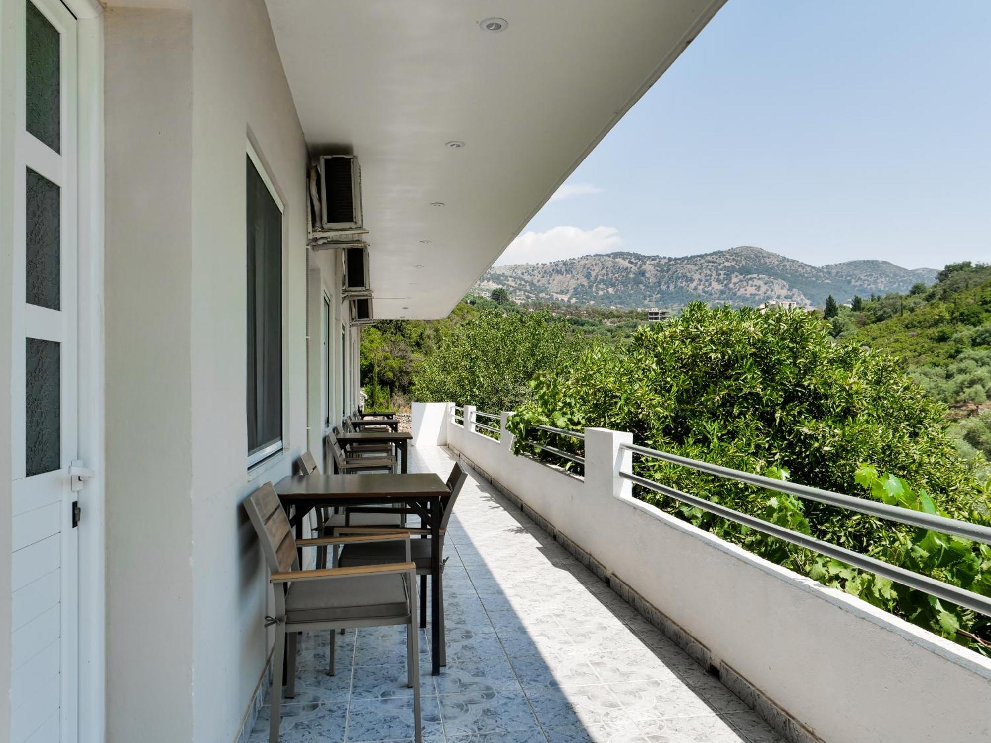 Bodini'S Rooms Himarë Dış mekan fotoğraf