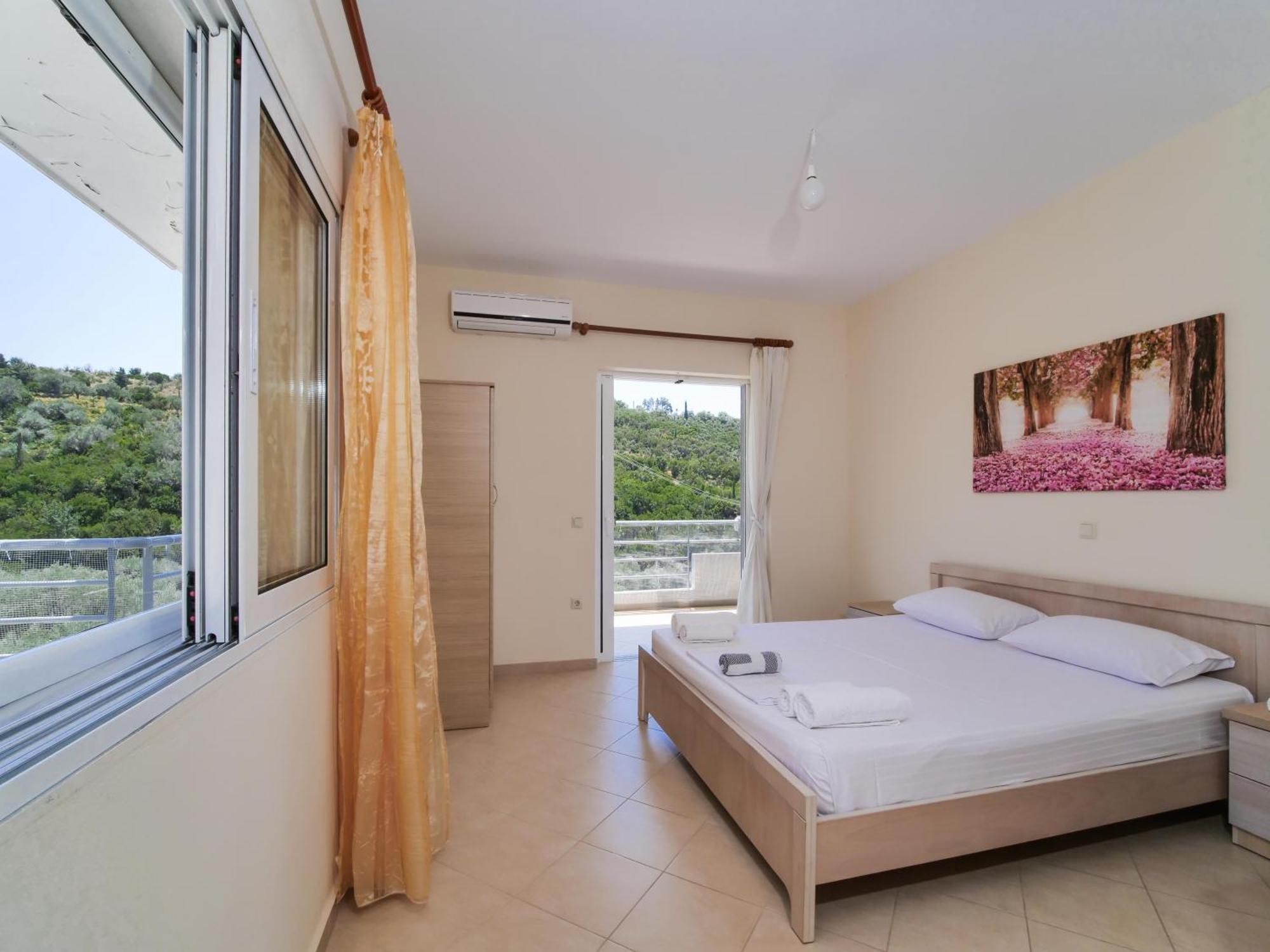 Bodini'S Rooms Himarë Dış mekan fotoğraf
